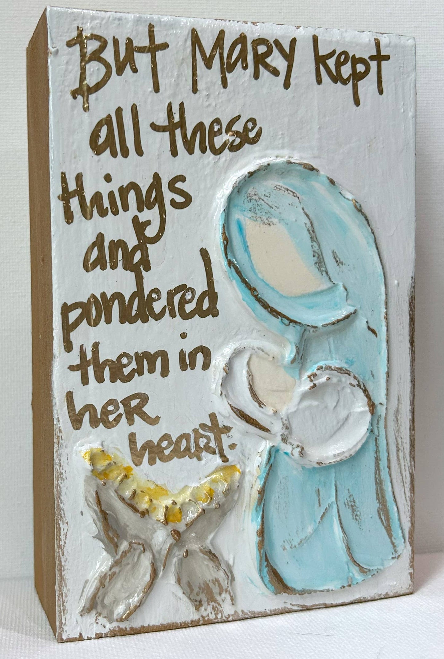 Mary ponders in her heart | Magnificat Christmas Easter