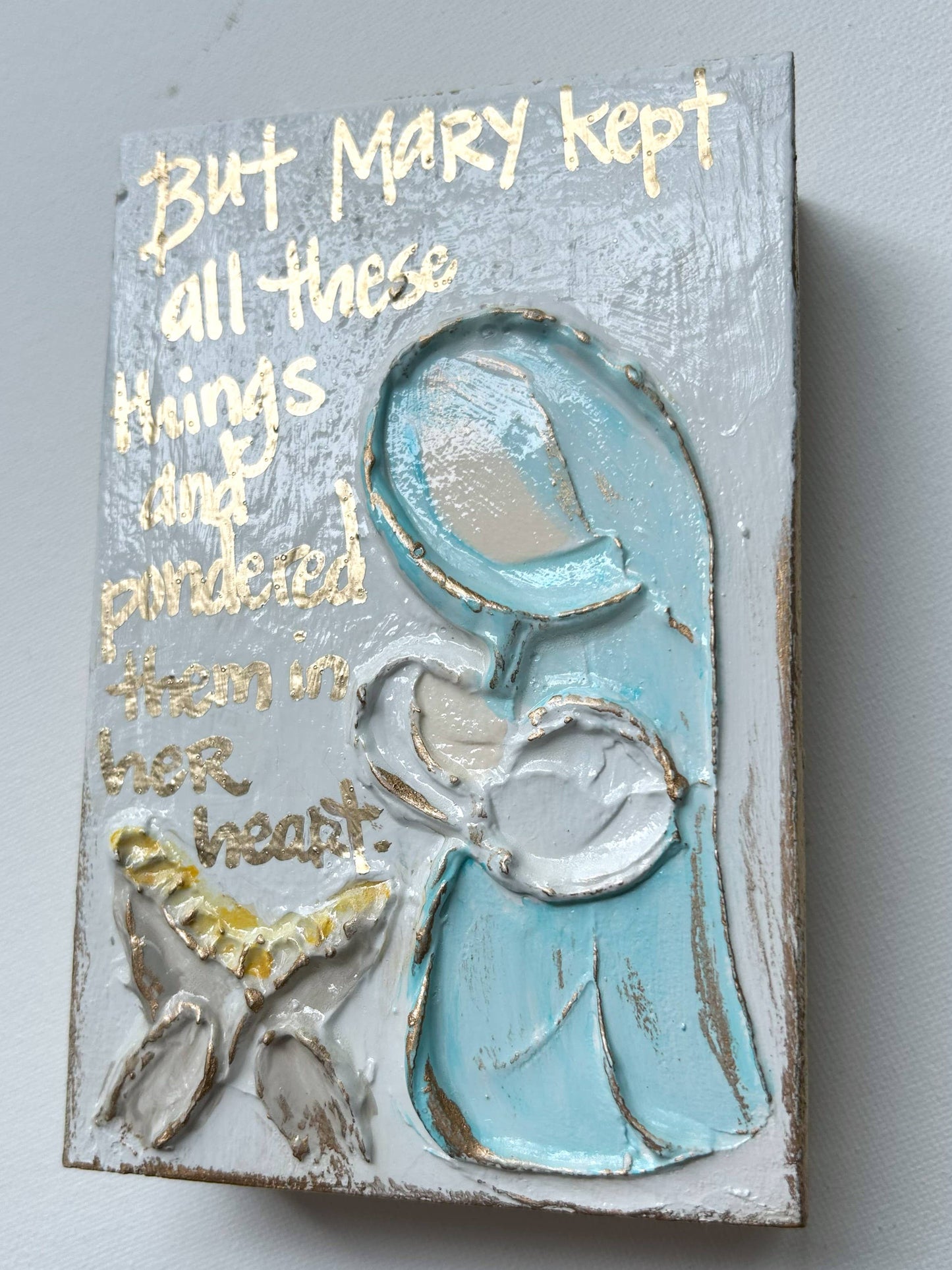 Mary ponders in her heart | Magnificat Christmas Easter