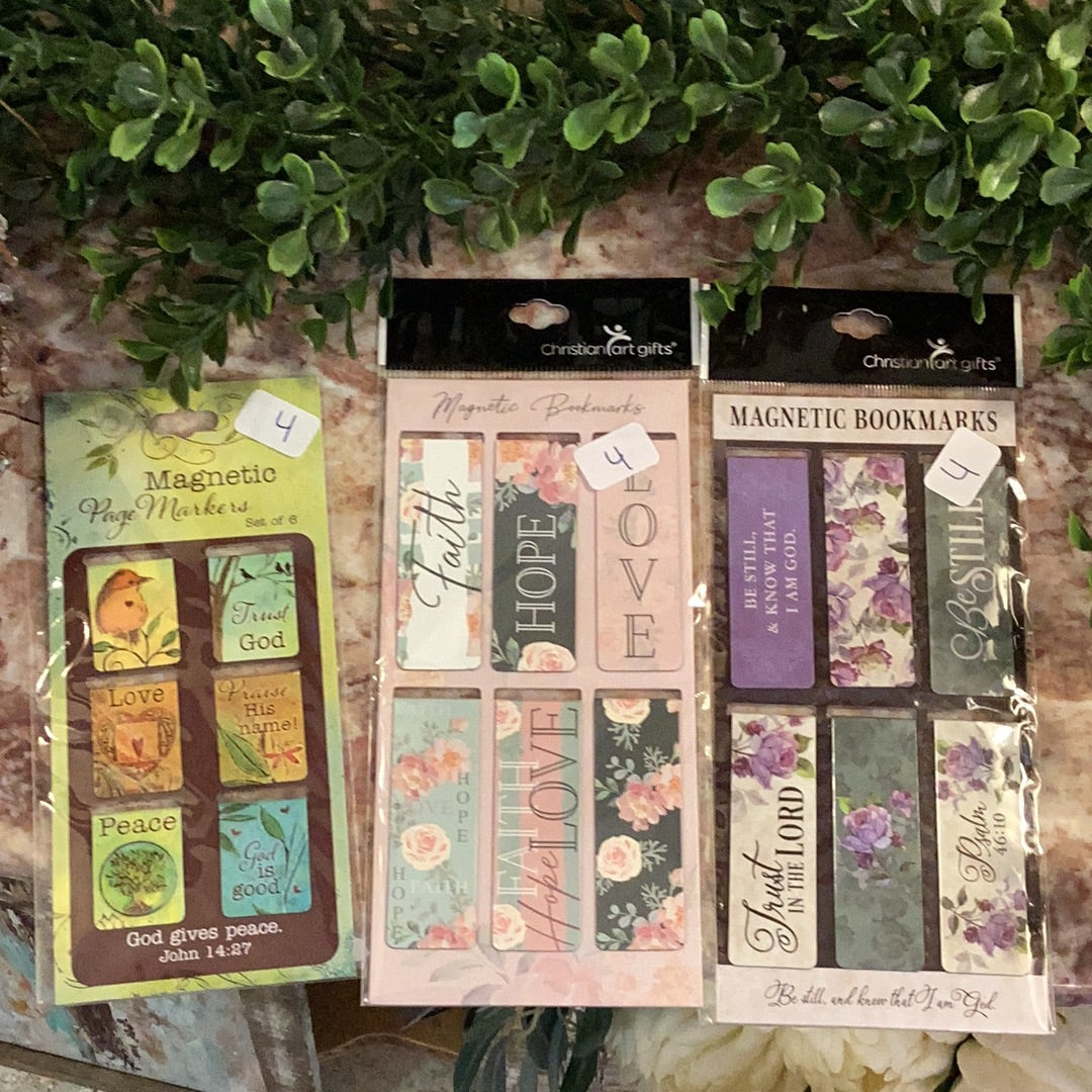 Magnetic book marks