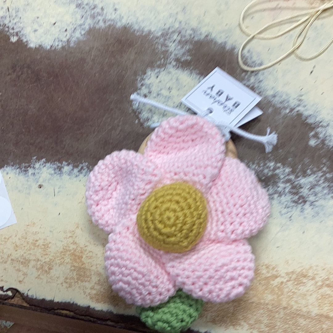 Pink daisy rattle