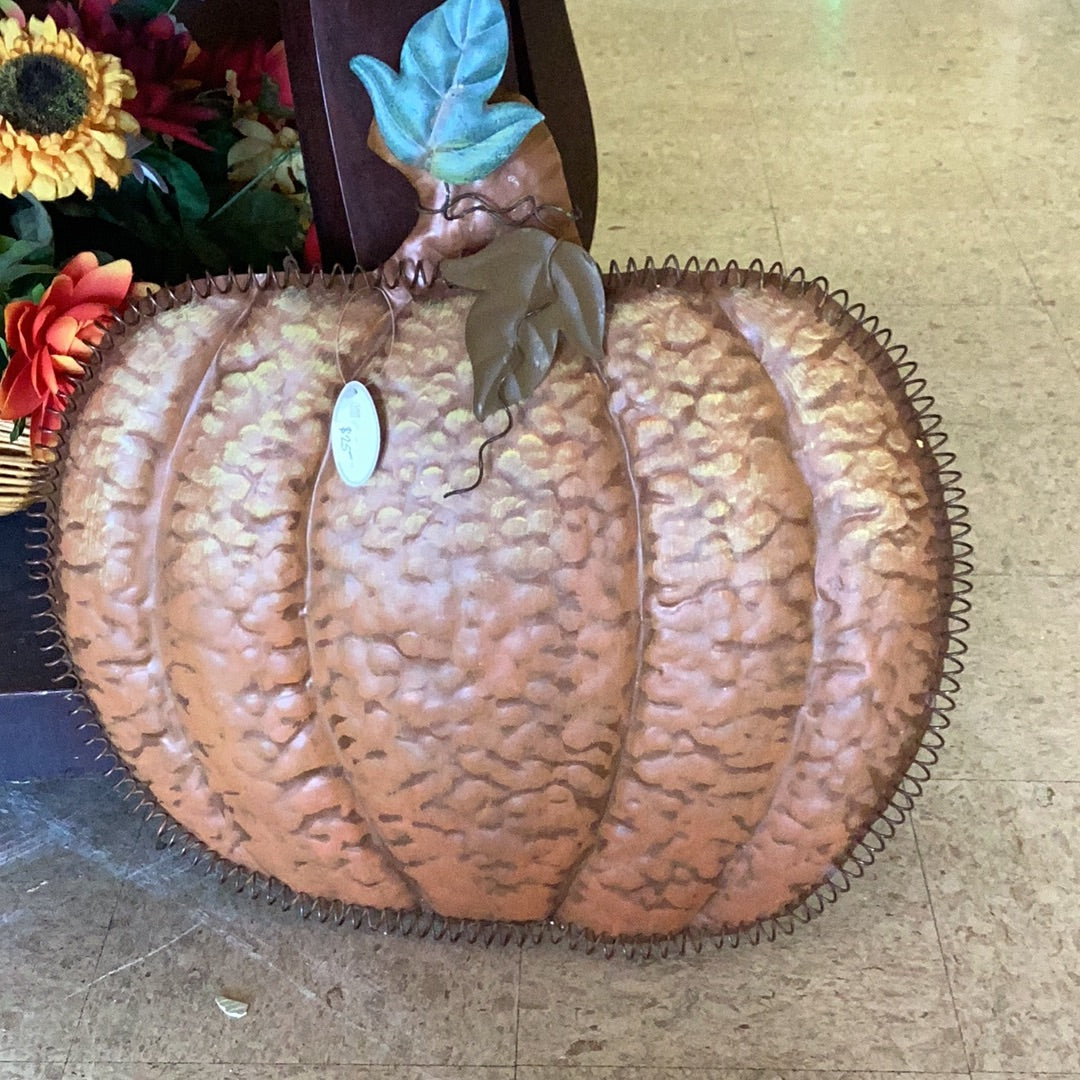 Metal pumpkin