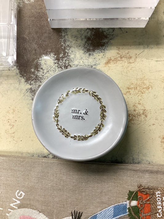 Mr & Mrs ring dish